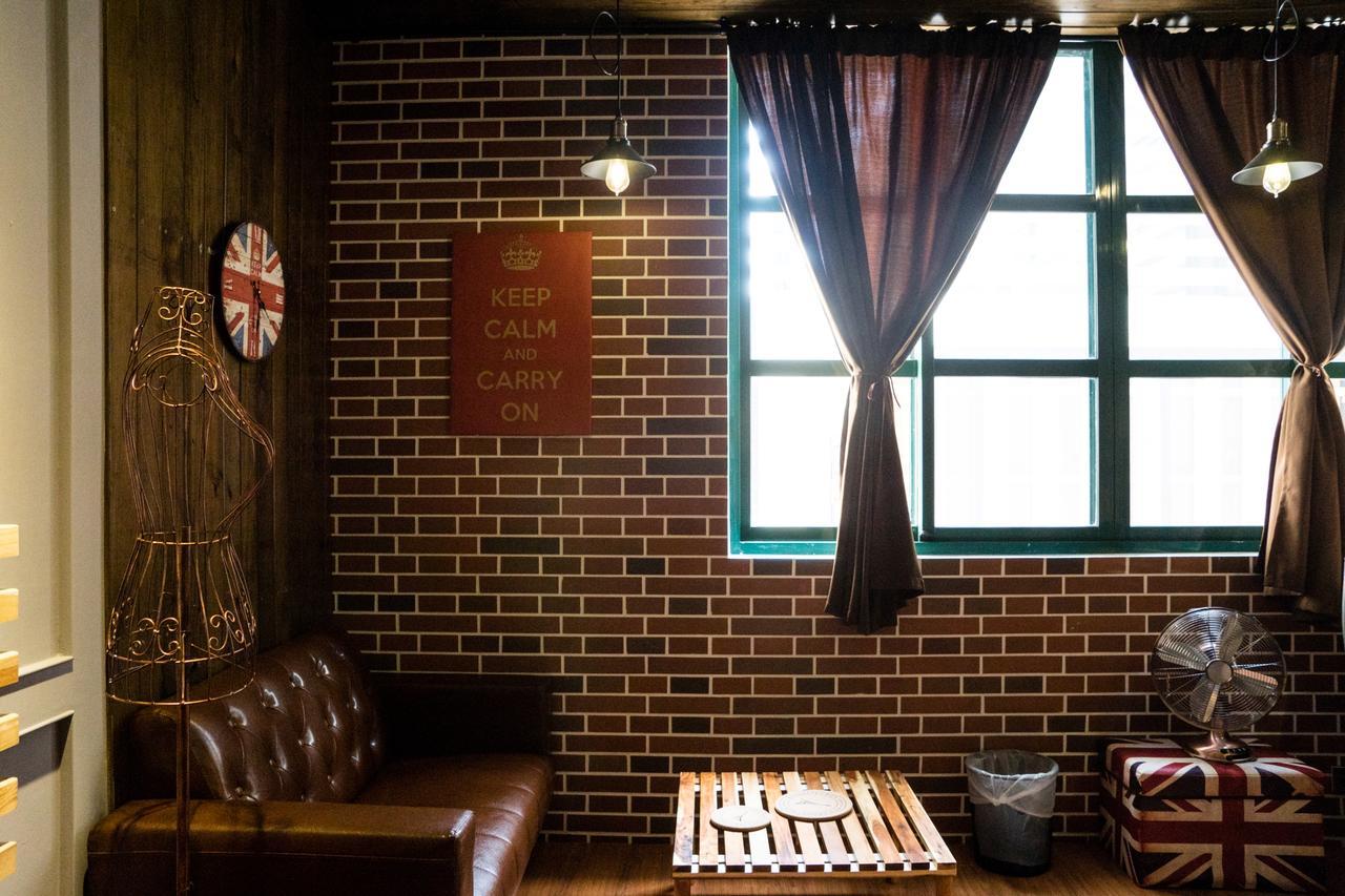 Baker Street London Style Inn Tainan Exterior foto